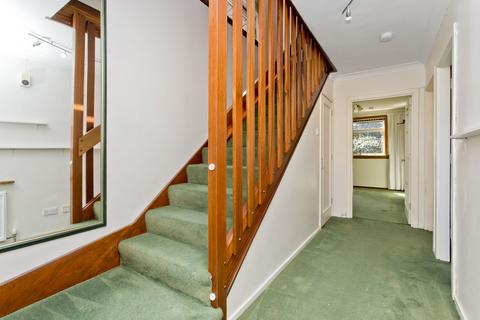 13 Cramond Vale, Edinburgh, EH4 6RB