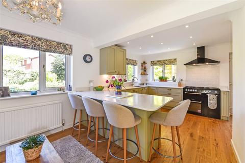 4 bedroom detached house for sale, Beaver Close, Fishbourne, Chichester, West Sussex, PO19