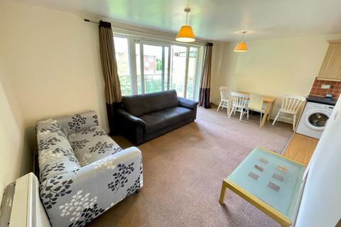 2 bedroom apartment for sale, Foxglove Way, Luton, Bedfordshire, LU3 1EA