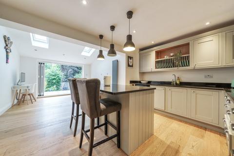 3 bedroom terraced house for sale, Marlborough Drive, Weybridge, Surrey