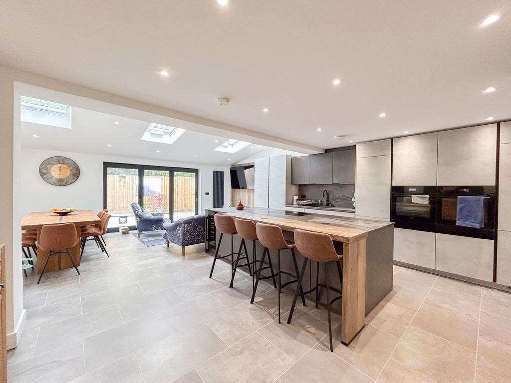 Kitchen/Dinning Room