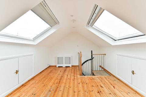 88a Orbain Road, London, SW6 7JY