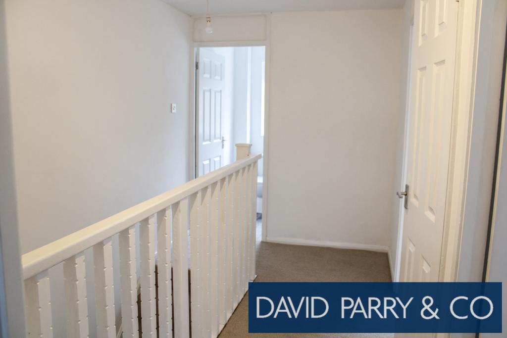 3 Bedroom End of Terrace Property
