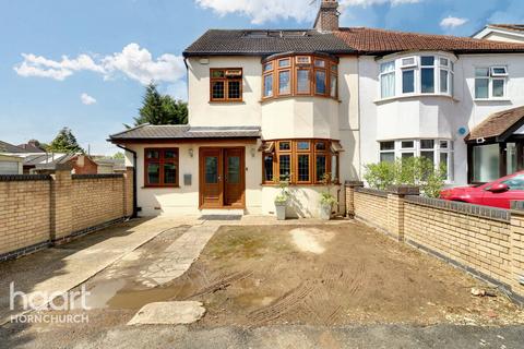 5 bedroom semi-detached house for sale, Warriner Avenue, Hornchurch