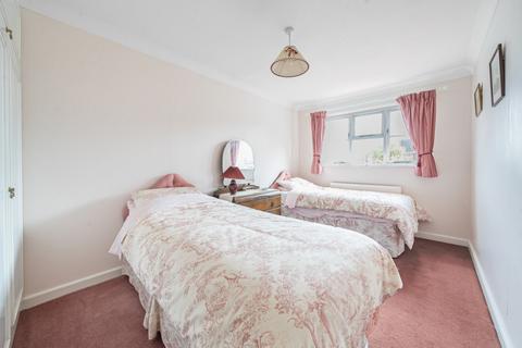 10 Hazel Grove, Winchester, SO22 4PQ