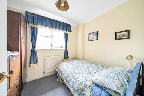 10 Hazel Grove, Winchester, SO22 4PQ