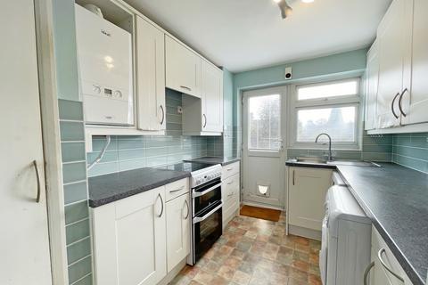 2 bedroom flat for sale, St Annes Gardens, Hassocks, West Sussex, BN6 8RA