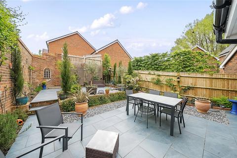 3 bedroom detached house for sale, Treviglio Close, Romsey, Hampshire