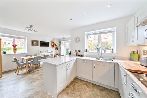 3 bedroom detached house for sale, Treviglio Close, Romsey, Hampshire