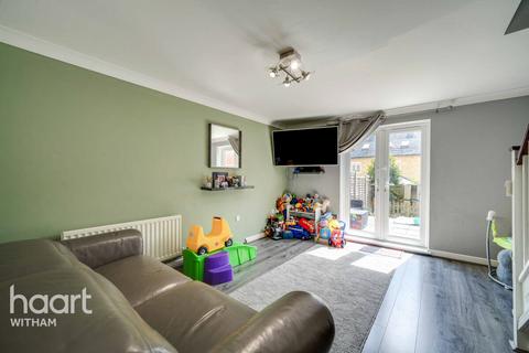 2 bedroom terraced house for sale, Holst Avenue, Witham