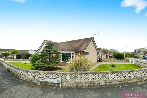 4 bedroom detached bungalow for sale, 2 Ffordd Aber, Rhuddlan, LL18 2SJ