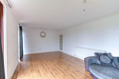 3 bedroom end of terrace house to rent, Easterton Croft, Birmingham, West Midlands, B14