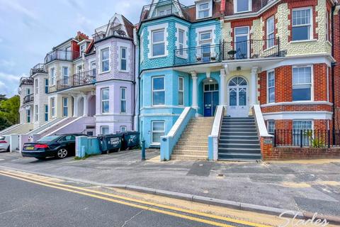 1 bedroom flat to rent, Undercliff Road , Boscombe , Bournemouth