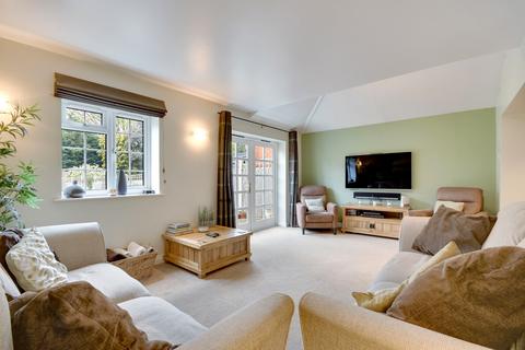 26 Widford Road, Chelmsford, CM2 9AR