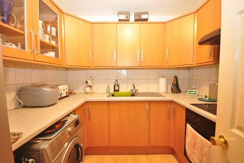 1 bedroom apartment to rent, Brandon Court Lawrence Road Southsea PO5 1PF