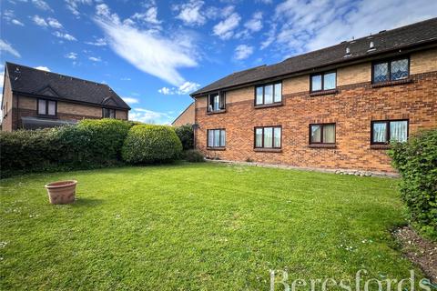 14 Berry Close, Hornchurch, RM12 6UB