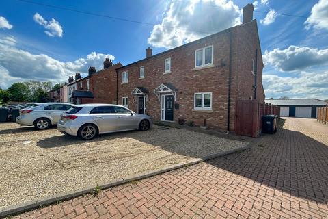 3 bedroom semi-detached house for sale, Tempsford Road, Sandy, SG19