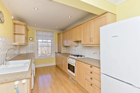 82/10 Braid Road, Edinburgh, EH10 6AP