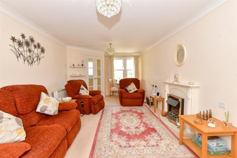 1 bedroom ground floor flat for sale, Glen View, Gravesend, Kent