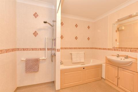 undefined, Glen View, Gravesend, Kent