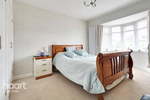 37 Burrs Road, Clacton-on-sea, CO15 4LE