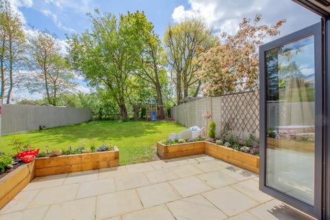 67a Goshawk Drive, Chelmsford, CM2 8XW