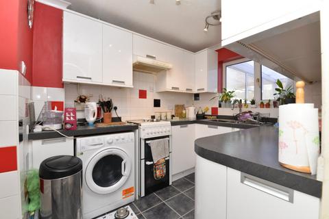 4 bedroom semi-detached house for sale, Brownsea Close, New Milton, Hampshire, BH25
