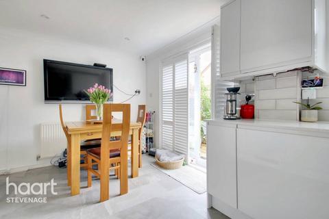 91 Augustus Gate, Stevenage, SG2 7QY