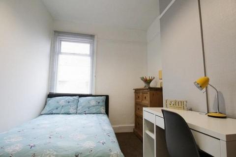 1 bedroom in a house share to rent, 19 Cheviot Street, Lincoln, Lincolnsire, LN2 5JD, United Kingdom
