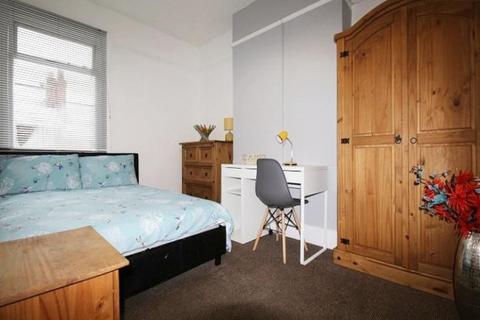 1 bedroom in a house share to rent, 19 Cheviot Street, Lincoln, Lincolnshire, LN2 5JD, United Kingdom