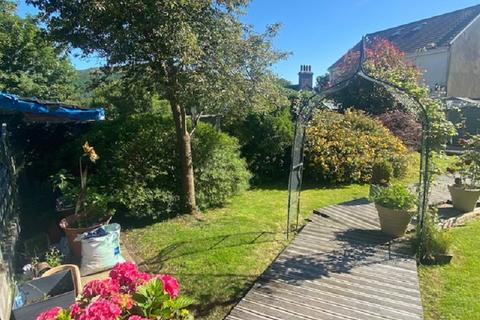 10 Cwmphil Road, Lower Cwmtwrch, Swansea, SA9 1DE