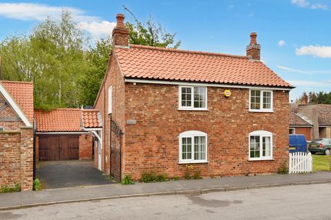 4 bedroom detached house for sale, High Street, Coningsby LN4 4RF