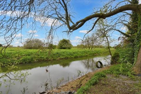 4 bedroom detached house for sale, High Street, Coningsby LN4 4RF