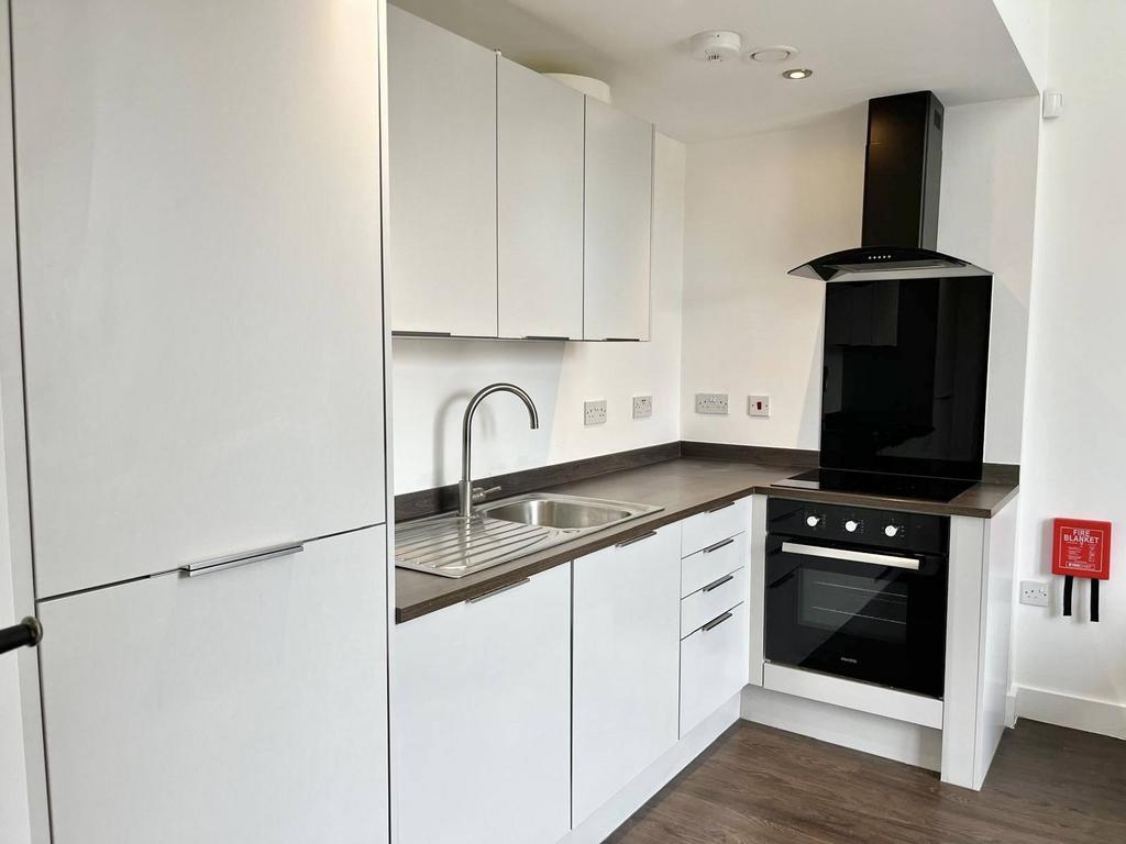 Apt 1 G Keppel House