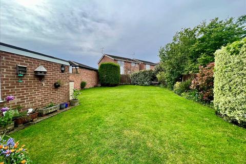 2 bedroom detached house for sale, Thorpe Bay SS1
