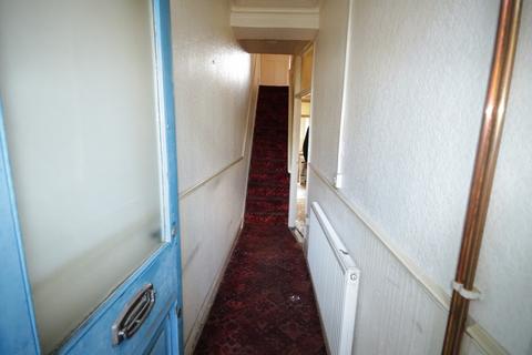 2 bedroom terraced house for sale, Skeltons Lane, Leyton