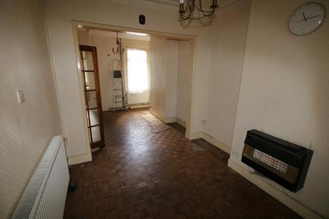 2 bedroom terraced house for sale, Skeltons Lane, Leyton