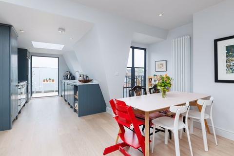 3 bedroom maisonette for sale, Percy Road W12