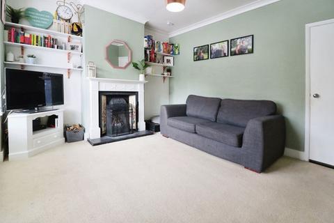 3 bedroom terraced house for sale, Willoughby Road, Langley