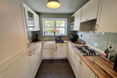 382 Lindridge Road, Sutton Coldfield, B75 7JB