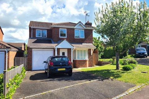 4 bedroom detached house for sale, Church Mead, Steyning