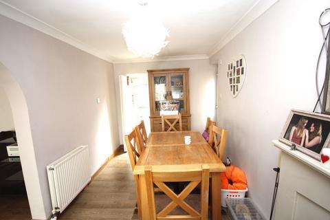 4 Goffe Close, Thame, OX9 3WN