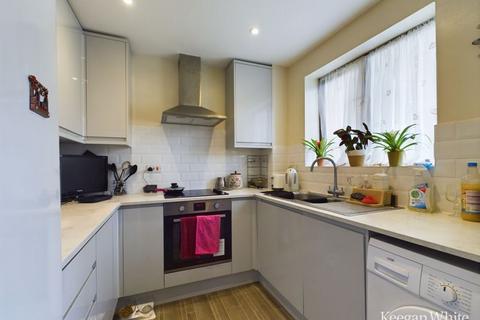 2 bedroom maisonette for sale, Maitland Drive, High Wycombe