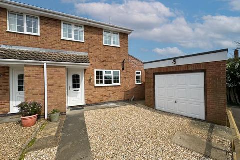 3 bedroom semi-detached house for sale, Ripon Close, Grantham
