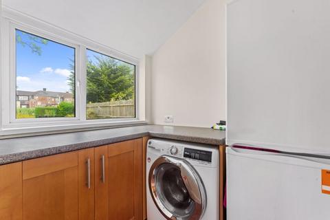 20 Hampton Road, Worcester Park, KT4 8ET