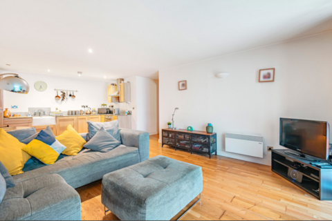 2 bedroom apartment to rent, Advent House, Isaac Way, Manchester, M4