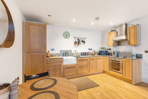 2 bedroom apartment to rent, Advent House, Isaac Way, Manchester, M4
