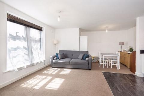 1 bedroom ground floor flat for sale, One Bedroom Ground Floor Flat, Church Street, Maidstone