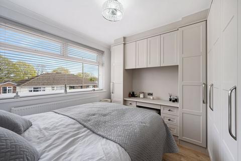 10 Ash Grove, Standish, Wigan, WN6 0DZ