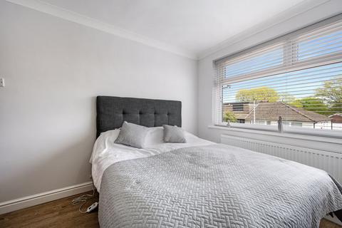 10 Ash Grove, Standish, Wigan, WN6 0DZ